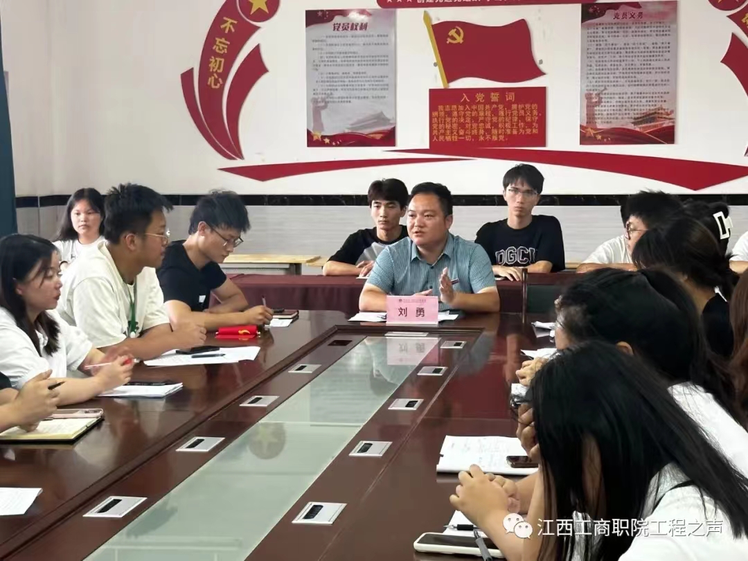 正在上传...