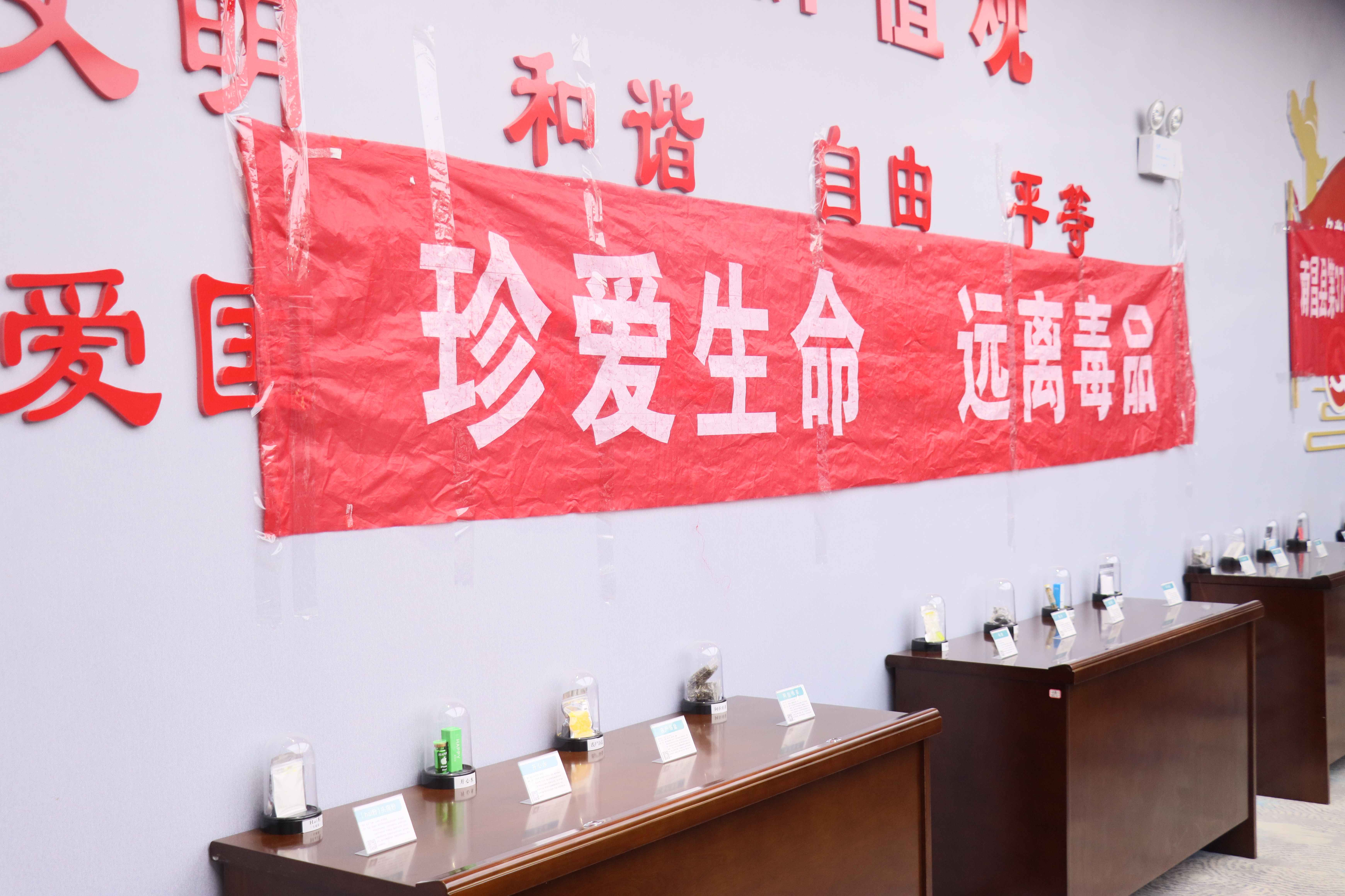 正在上传... 正在上传...