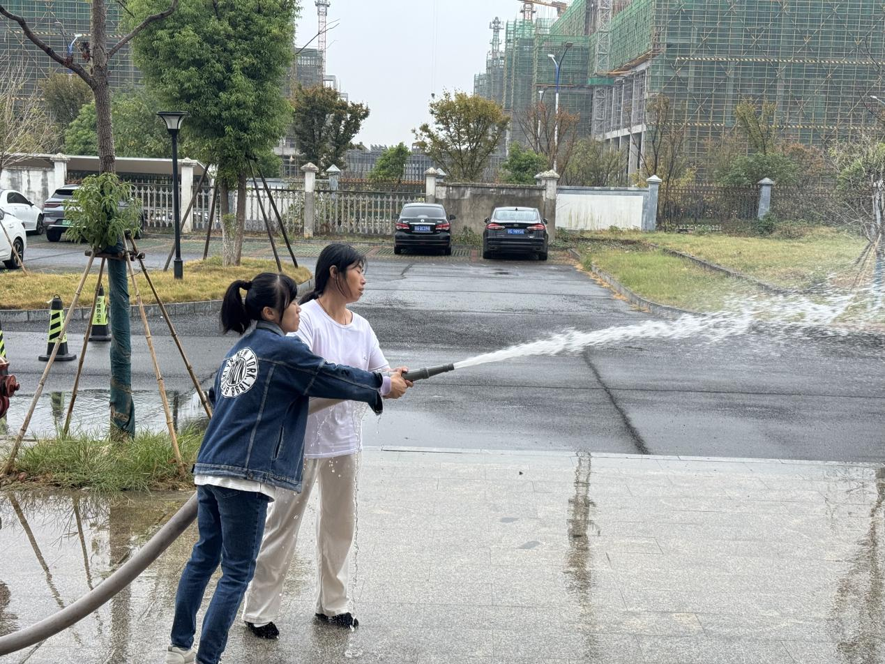 正在上传... 正在上传...