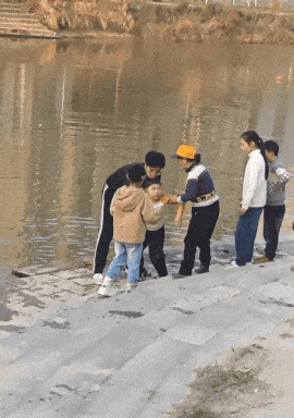 正在上传...